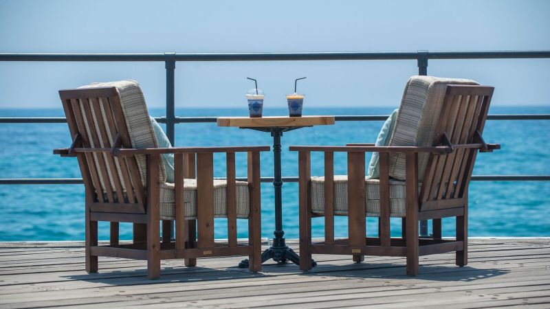 Caffè Nero (Μόλου)